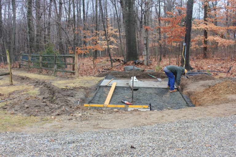Gravel pad and steel edging
